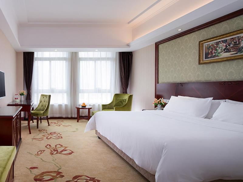 Vienna Hotel - Jinzhou Branch Canton Extérieur photo